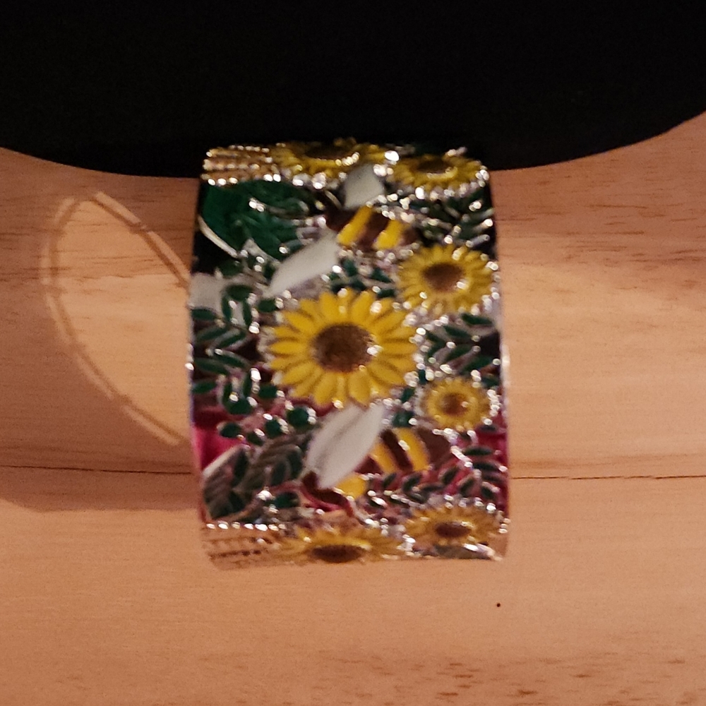 Sassy Jones Queen Bee Bracelet